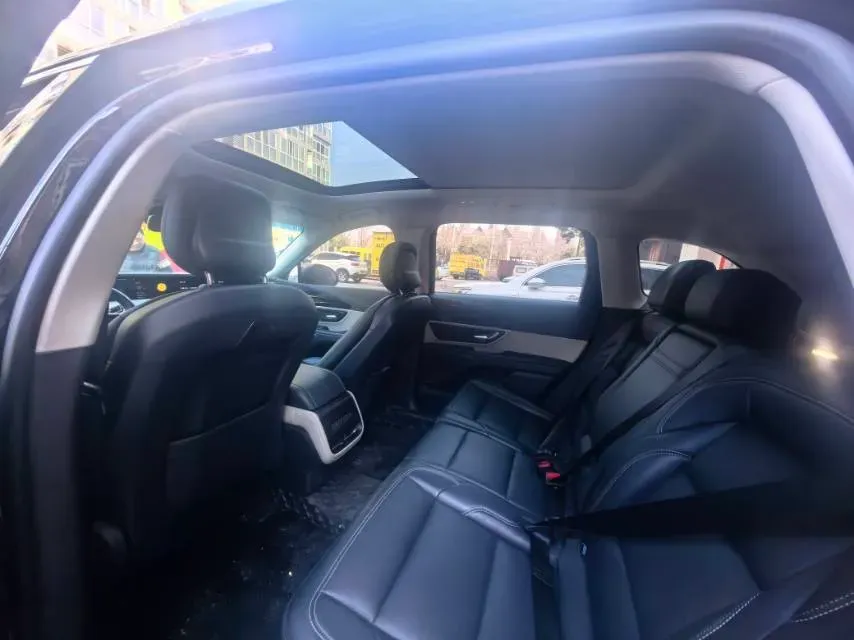 2023 Lincoln Corsair 2.0T 261HP L4 8AT,autocango,china used car exporter,china ev exporter,chinese used car exporter,chinese used ev exporter