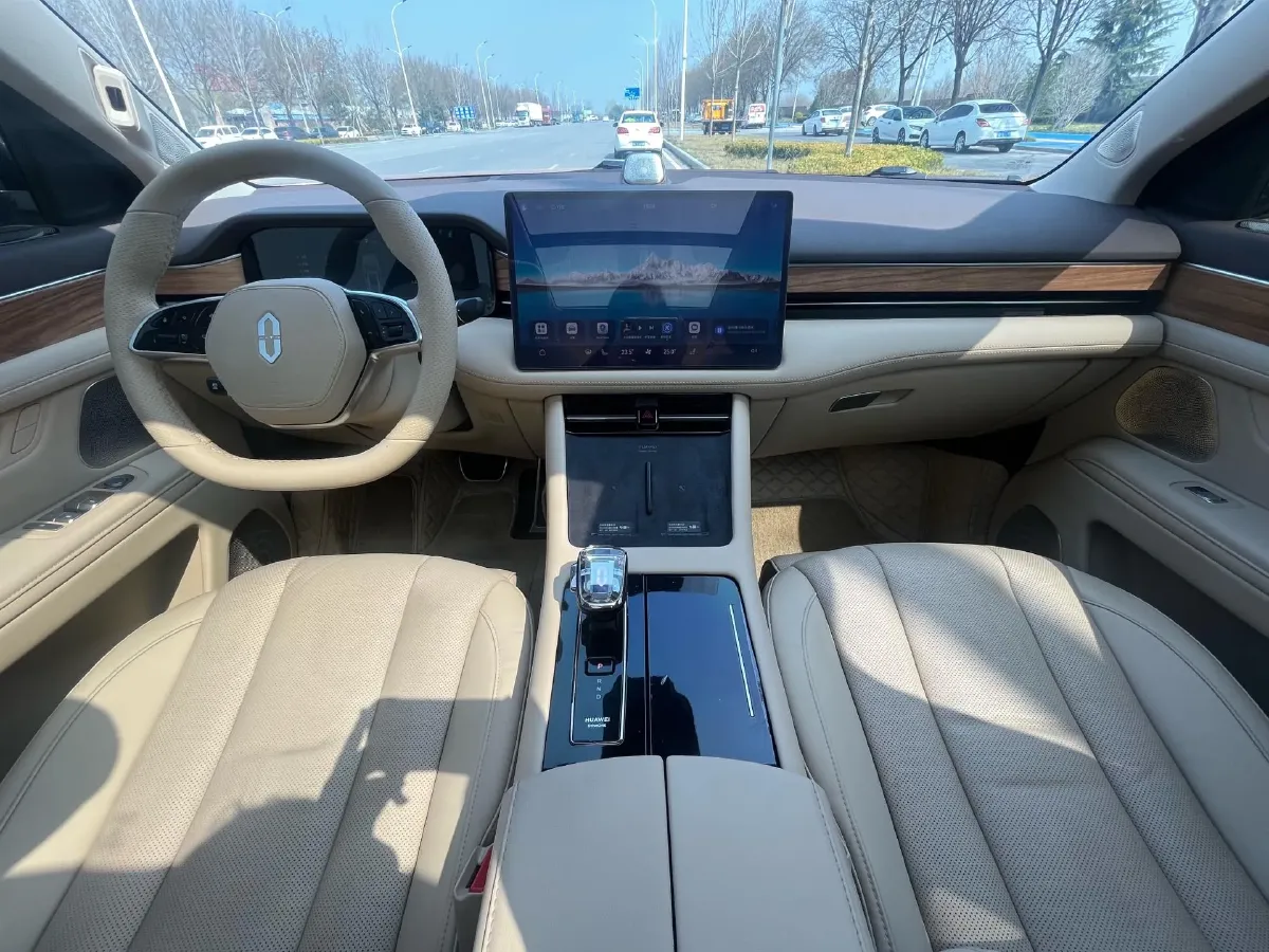 2024 Ford Transit 2.0T 143HP L4 9AT,autocango,china used car exporter,china ev exporter,chinese used car exporter,chinese used ev exporter