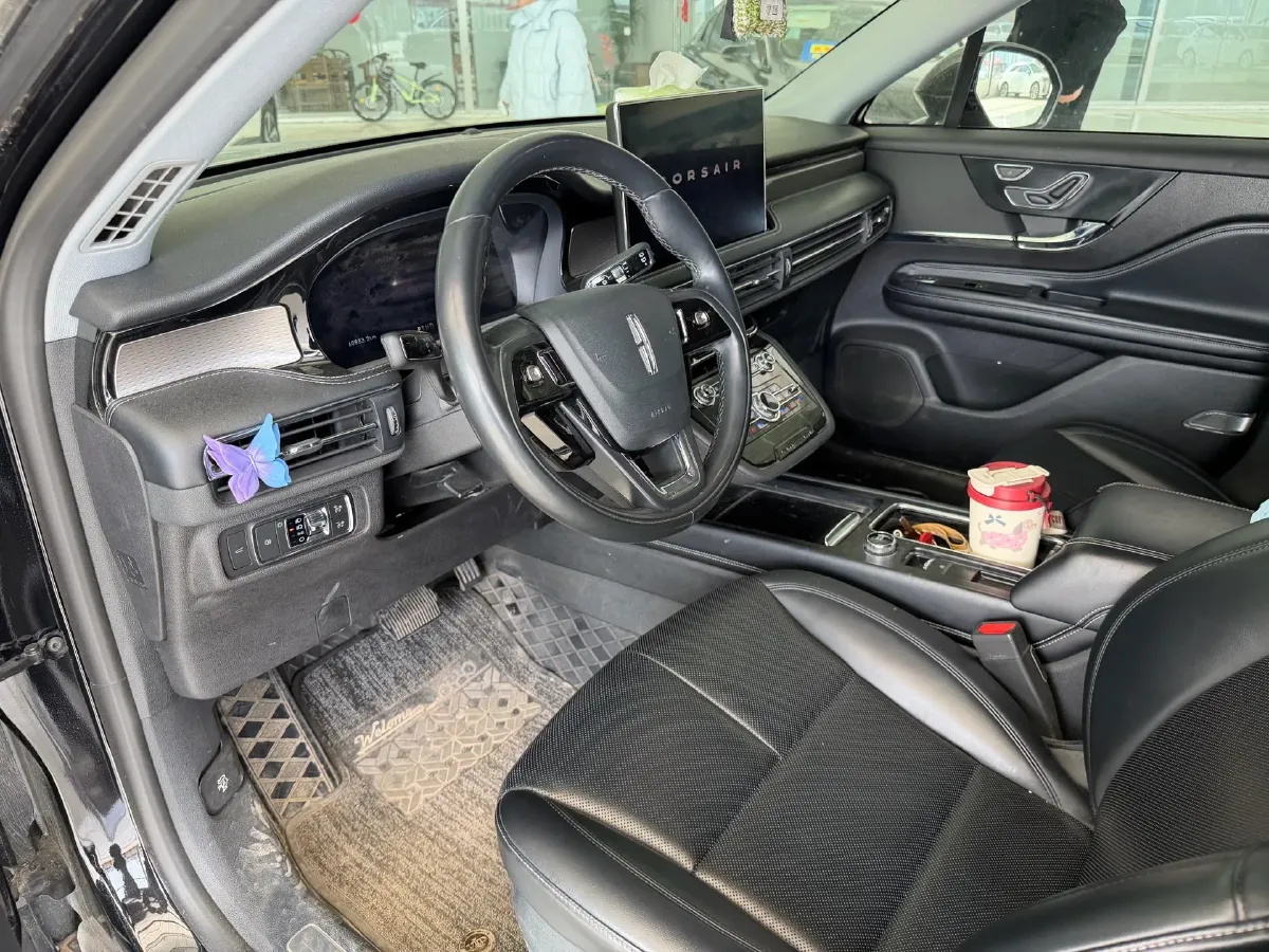 2022 Lincoln Corsair 2.0T 245HP L4 8AT,autocango,china used car exporter,china ev exporter,chinese used car exporter,chinese used ev exporter