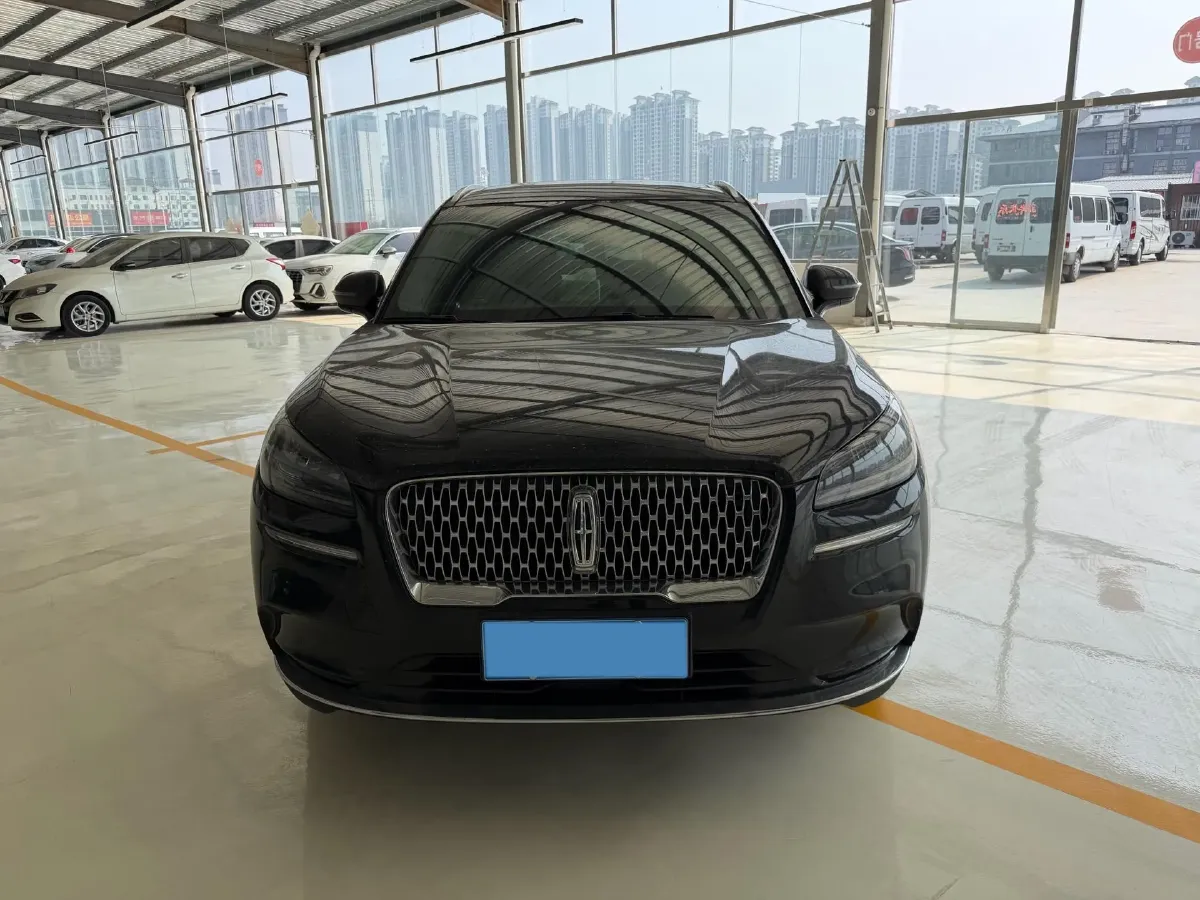 2022 Lincoln Corsair 2.0T 245HP L4 8AT,autocango,china used car exporter,china ev exporter,chinese used car exporter,chinese used ev exporter