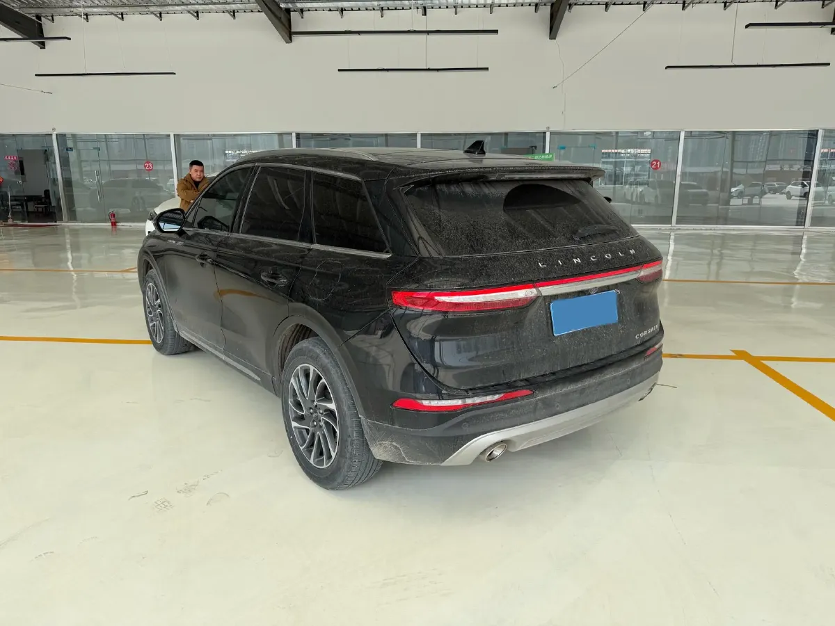 2022 Lincoln Corsair 2.0T 245HP L4 8AT,autocango,china used car exporter,china ev exporter,chinese used car exporter,chinese used ev exporter