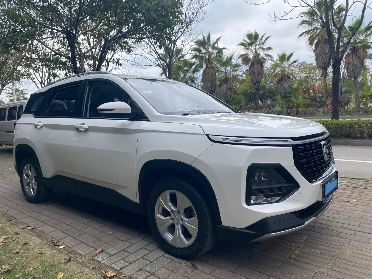 2021 BaoJun 530 1.5T 147HP L4 CVT,autocango,china used car exporter,china ev exporter,chinese used car exporter,chinese used ev exporter