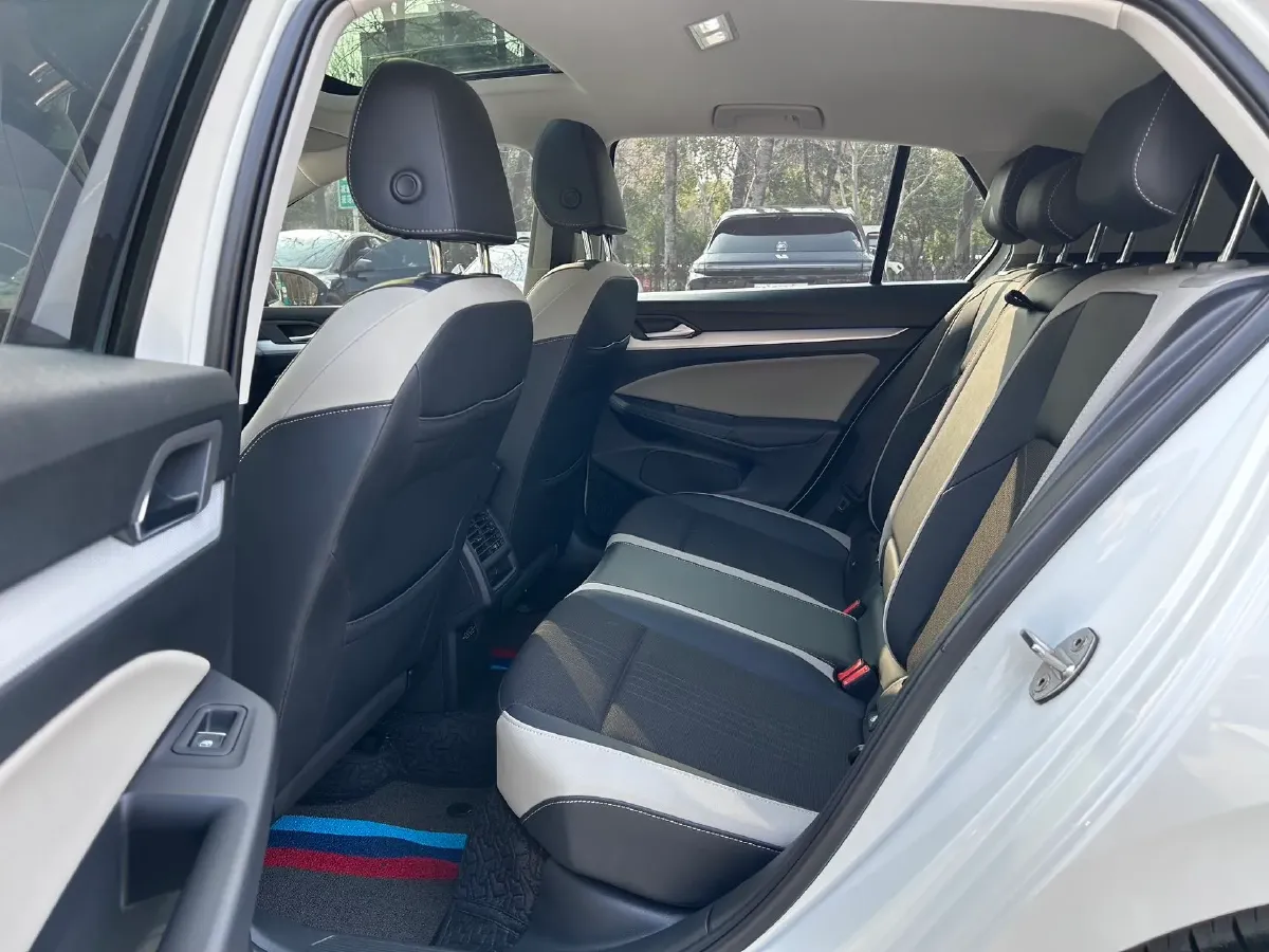 2021 Volkswagen Golf 1.4T 150HP L4 7DCT,autocango,china used car exporter,china ev exporter,chinese used car exporter,chinese used ev exporter