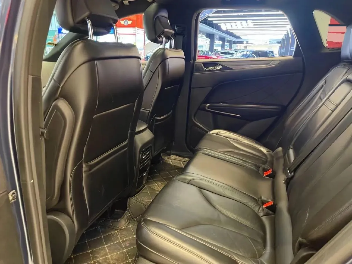 2018 Lincoln MKC 2.0T 203HP L4 6AT,autocango,china used car exporter,china ev exporter,chinese used car exporter,chinese used ev exporter