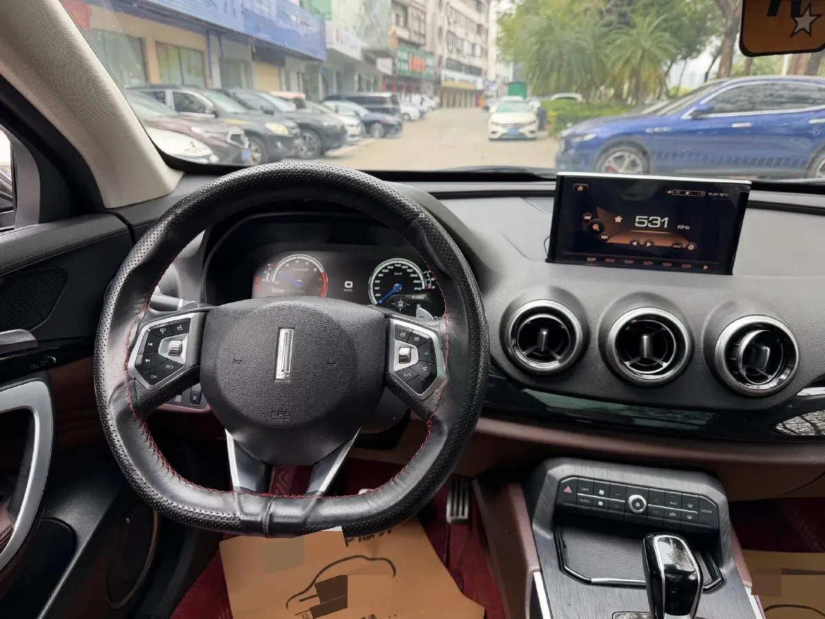 2017 WEY VV7 2.0T 234HP L4 7DCT,autocango,china used car exporter,china ev exporter,chinese used car exporter,chinese used ev exporter