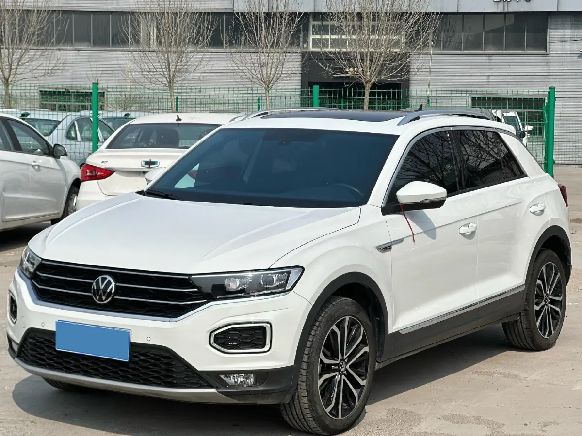 2021 Volkswagen T-Roc 1.4T 150HP L4 7DCT,autocango,china used car exporter,china ev exporter,chinese used car exporter,chinese used ev exporter