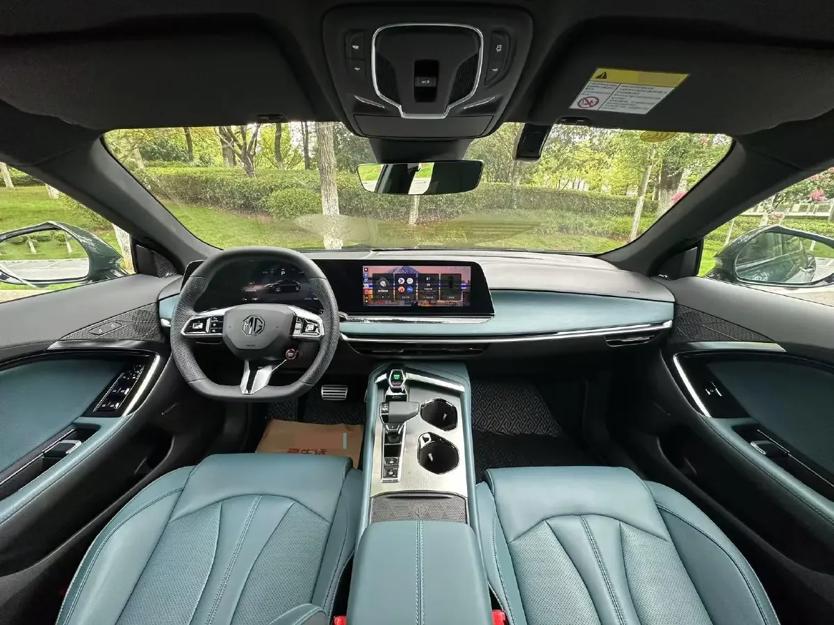 2023 MG 7 2.0T 261HP L4 9AT,autocango,china used car exporter,china ev exporter,chinese used car exporter,chinese used ev exporter