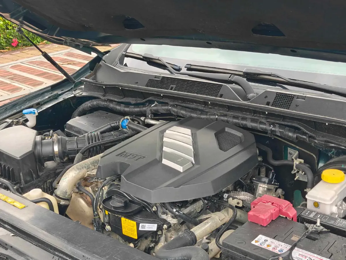 2020 Dongfeng RuiQi 6 2.3T 163HP L4 8AT,autocango,china used car exporter,china ev exporter,chinese used car exporter,chinese used ev exporter