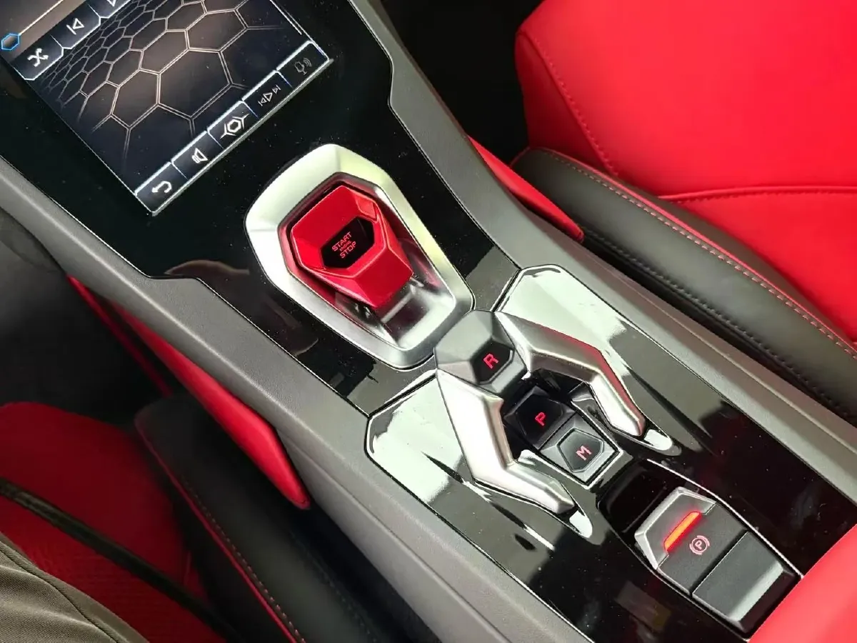 2020 Lamborghini Huracán 5.2L 611HP V10 7DCT,autocango,china used car exporter,china ev exporter,chinese used car exporter,chinese used ev exporter