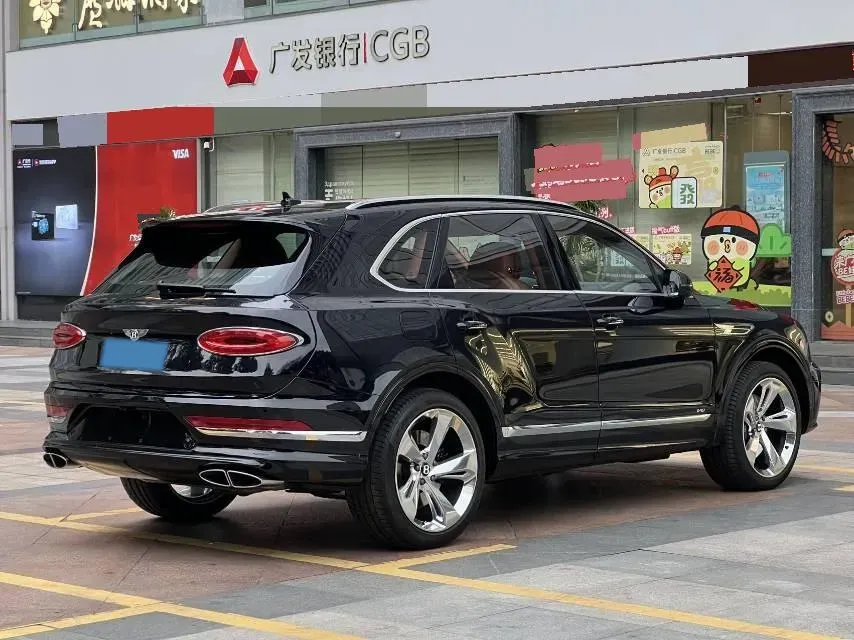 2021 Bentley Bentayga 4.0T 550HP V8 8AT,autocango,china used car exporter,china ev exporter,chinese used car exporter,chinese used ev exporter