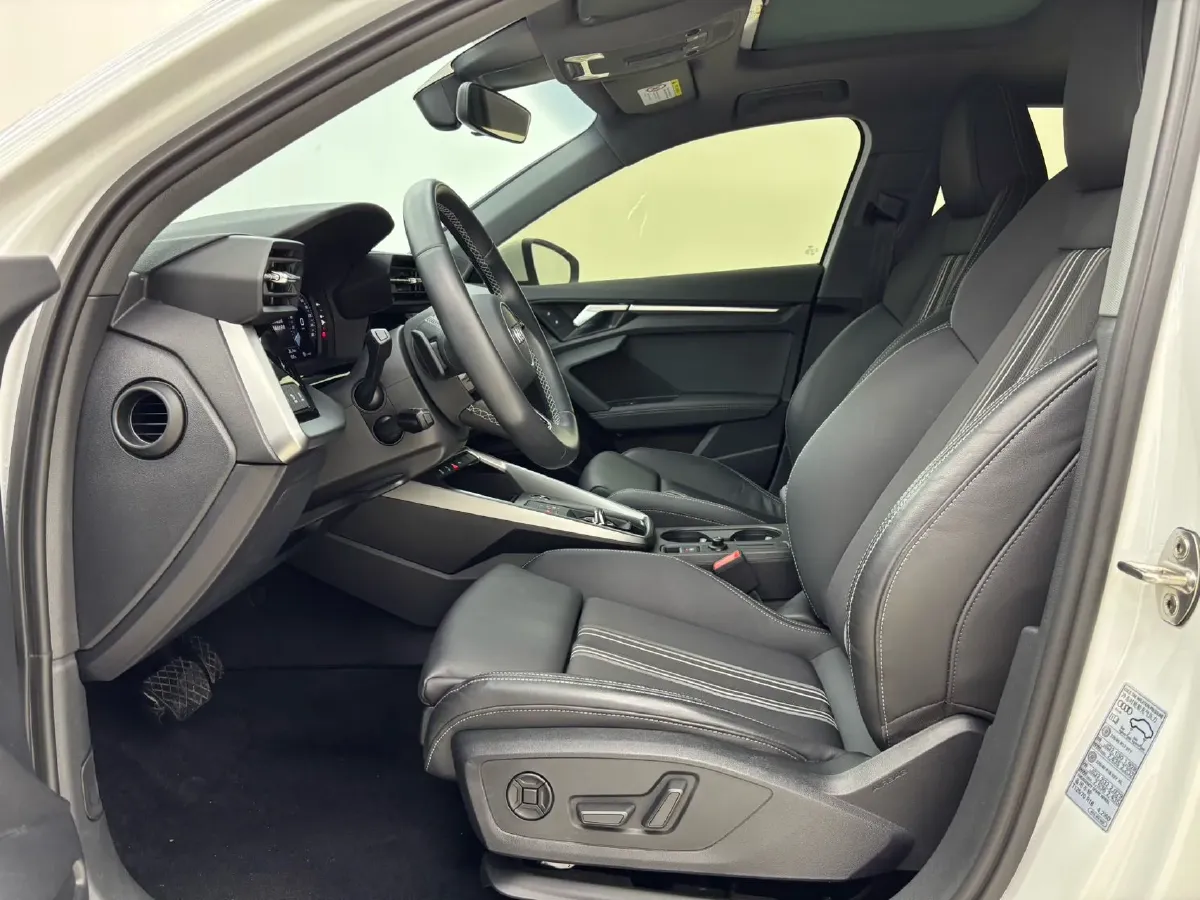 2022 Audi A3 1.4T 150HP L4 7DCT,autocango,china used car exporter,china ev exporter,chinese used car exporter,chinese used ev exporter