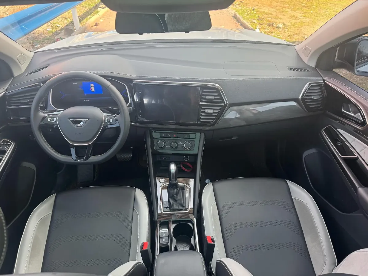 2023 Jetta VS7 1.4T 150HP L4 6AT,autocango,china used car exporter,china ev exporter,chinese used car exporter,chinese used ev exporter