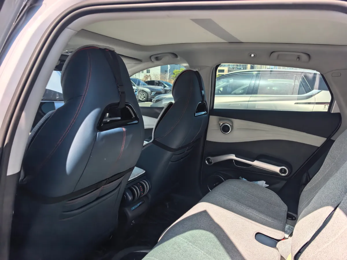 2022 Roewe RX5 MAX 1.5T 181HP L4 6AT,autocango,china used car exporter,china ev exporter,chinese used car exporter,chinese used ev exporter