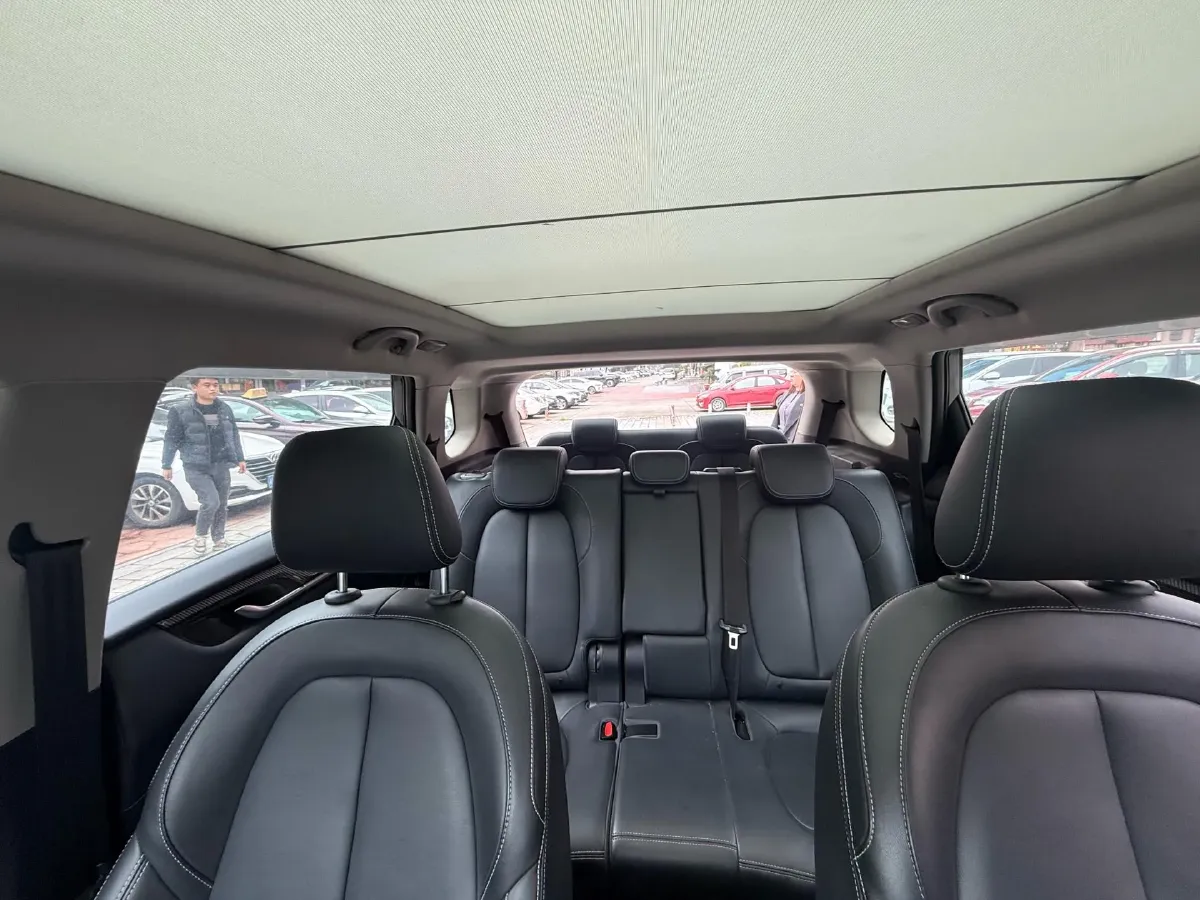 2018 Brilliance Auto V7 1.6T 204HP L4 6MT,autocango,china used car exporter,china ev exporter,chinese used car exporter,chinese used ev exporter