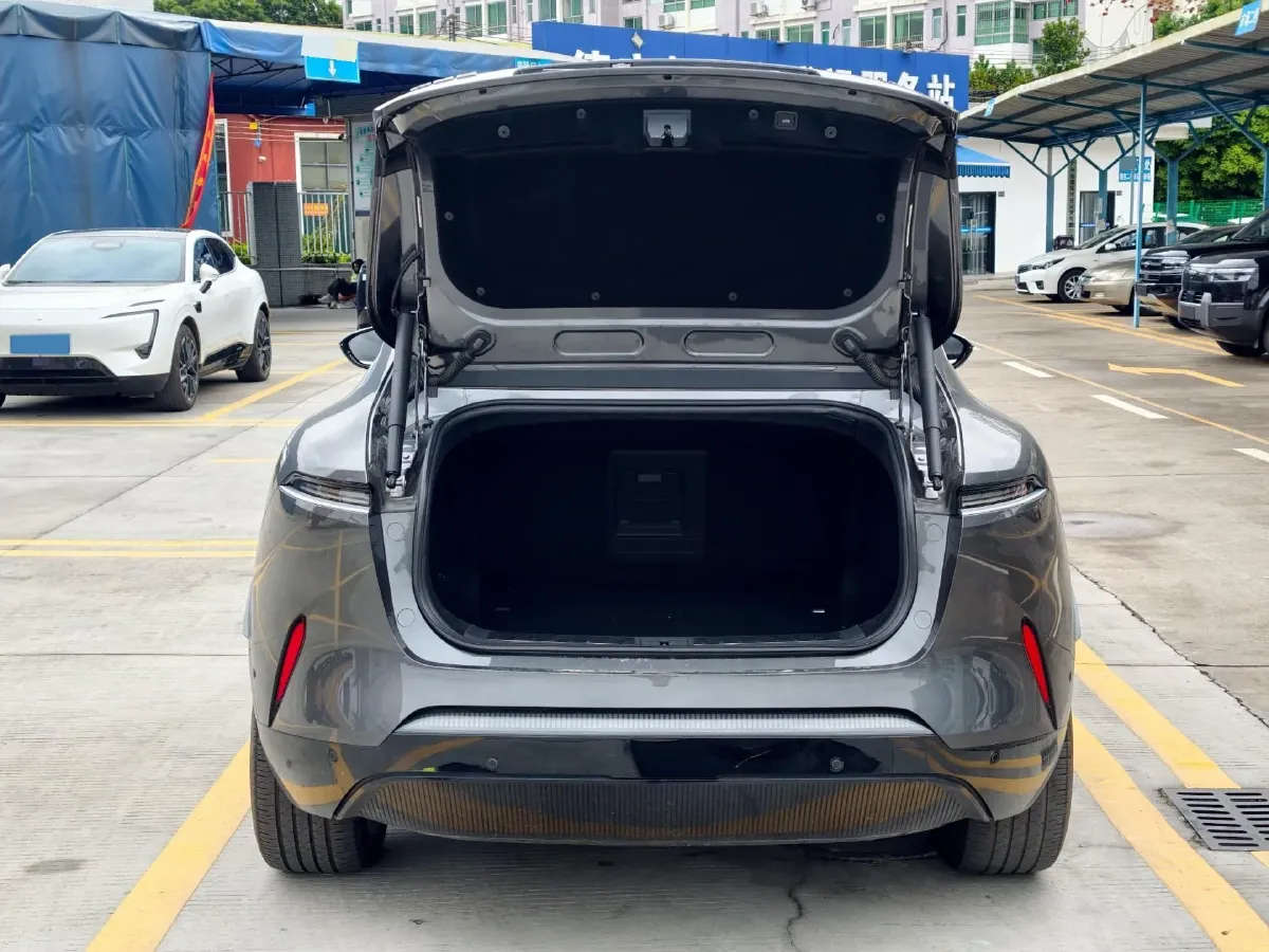 2022 Avatr 11 BEV 90.38KWH,autocango,china used car exporter,china ev exporter,chinese used car exporter,chinese used ev exporter