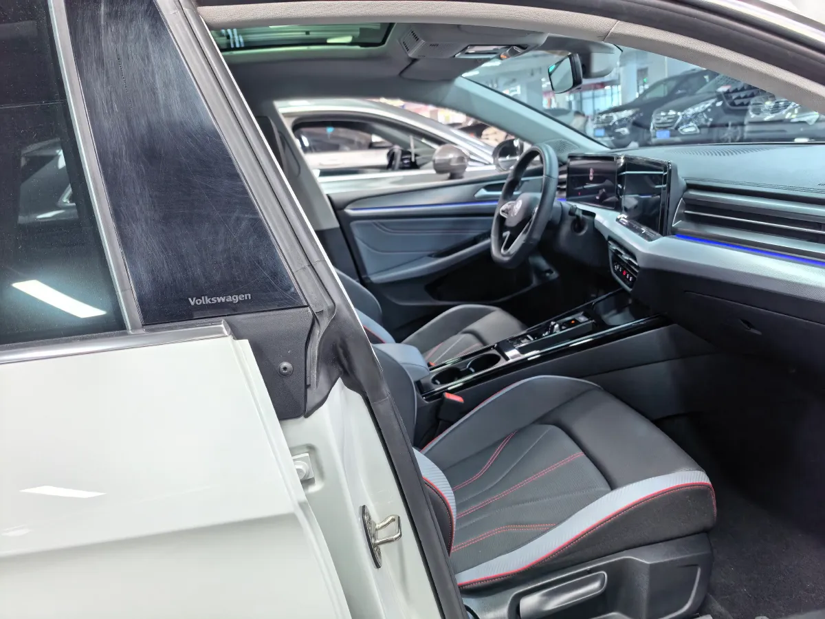 2024 Volkswagen Lamando 1.4T 150HP L4 7DCT,autocango,china used car exporter,china ev exporter,chinese used car exporter,chinese used ev exporter