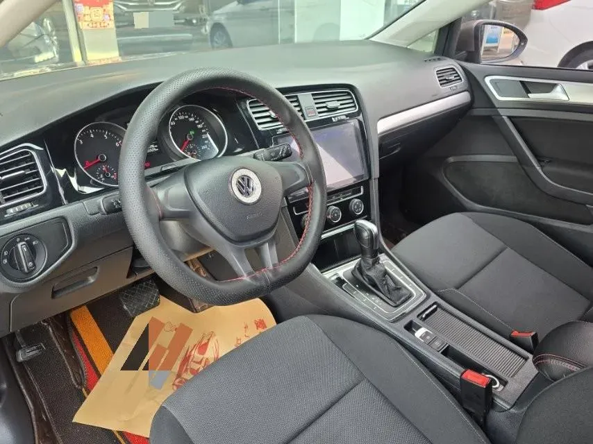 2018 Volkswagen Golf 1.6L 110HP L4 6AT,autocango,china used car exporter,china ev exporter,chinese used car exporter,chinese used ev exporter
