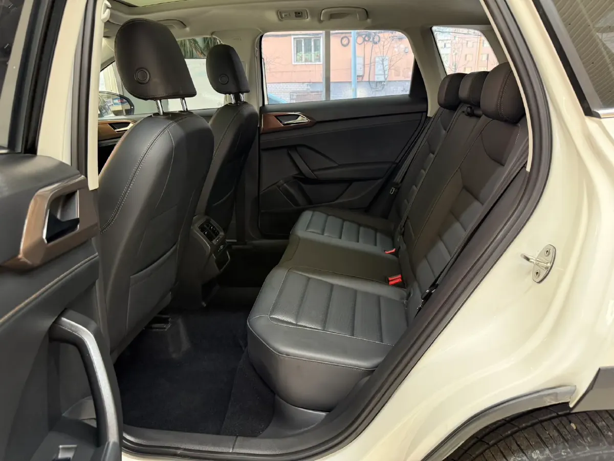 2022 Volkswagen Tharu 1.4T 150HP L4 7DCT,autocango,china used car exporter,china ev exporter,chinese used car exporter,chinese used ev exporter