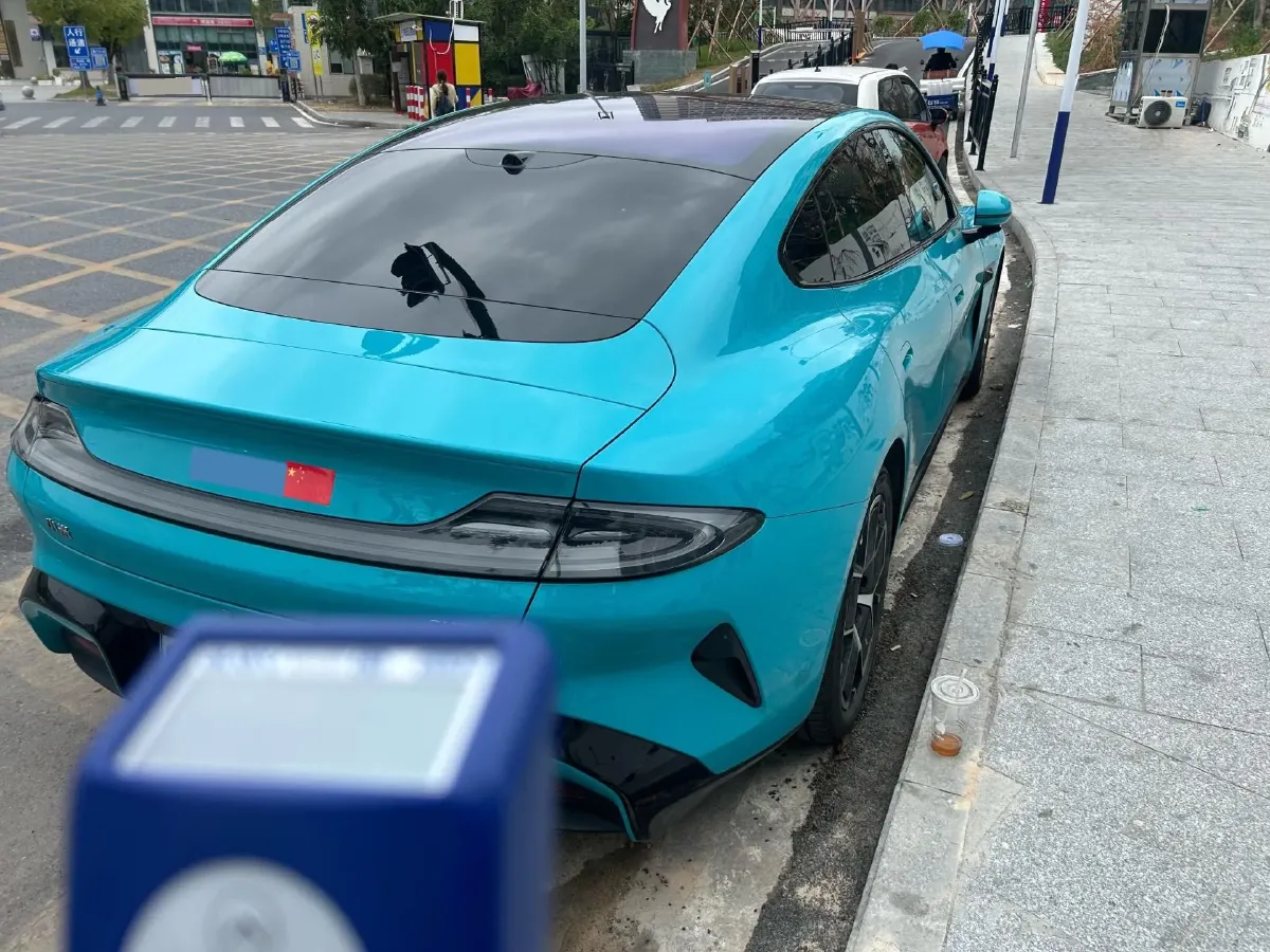 2024 MI SU7 BEV 73.6KWH,autocango,china used car exporter,china ev exporter,chinese used car exporter,chinese used ev exporter