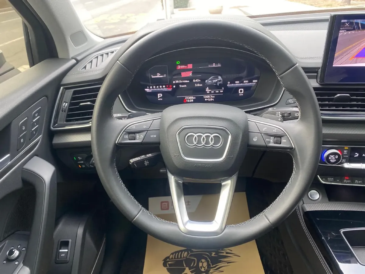 2022 Audi Q5L 2.0T 252HP L4 7DCT,autocango,china used car exporter,china ev exporter,chinese used car exporter,chinese used ev exporter