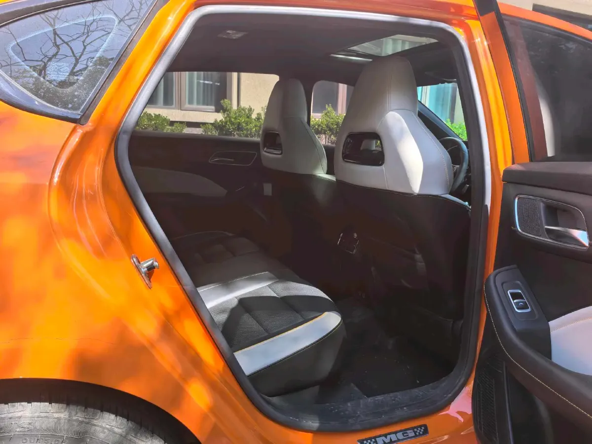 2020 MG MG6 1.5T 181HP L4 7DCT,autocango,china used car exporter,china ev exporter,chinese used car exporter,chinese used ev exporter