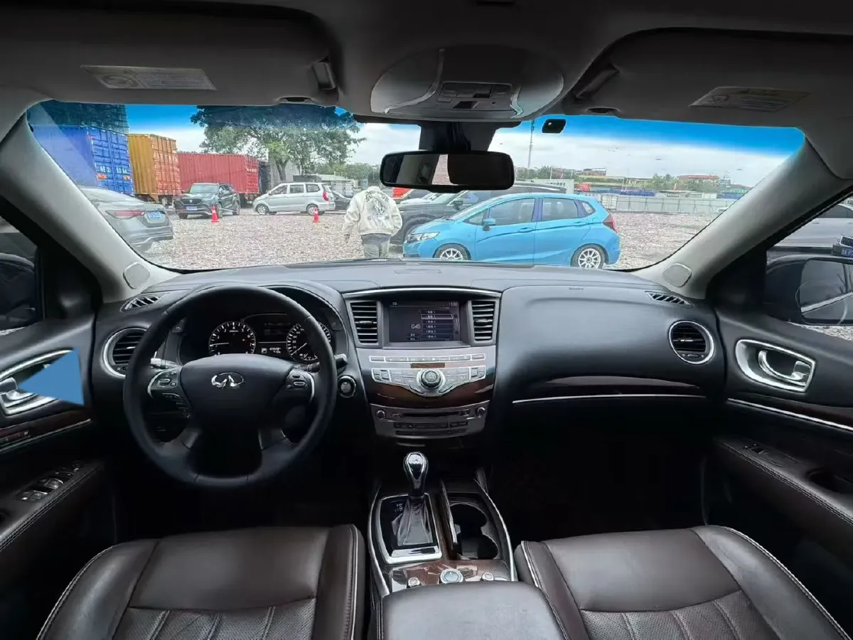 2016 Jaguar XF 2.0T 240HP L4 8AT,autocango,china used car exporter,china ev exporter,chinese used car exporter,chinese used ev exporter