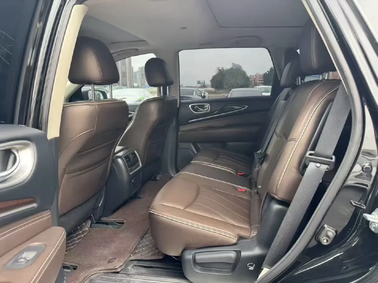 2016 Jaguar XF 2.0T 240HP L4 8AT,autocango,china used car exporter,china ev exporter,chinese used car exporter,chinese used ev exporter