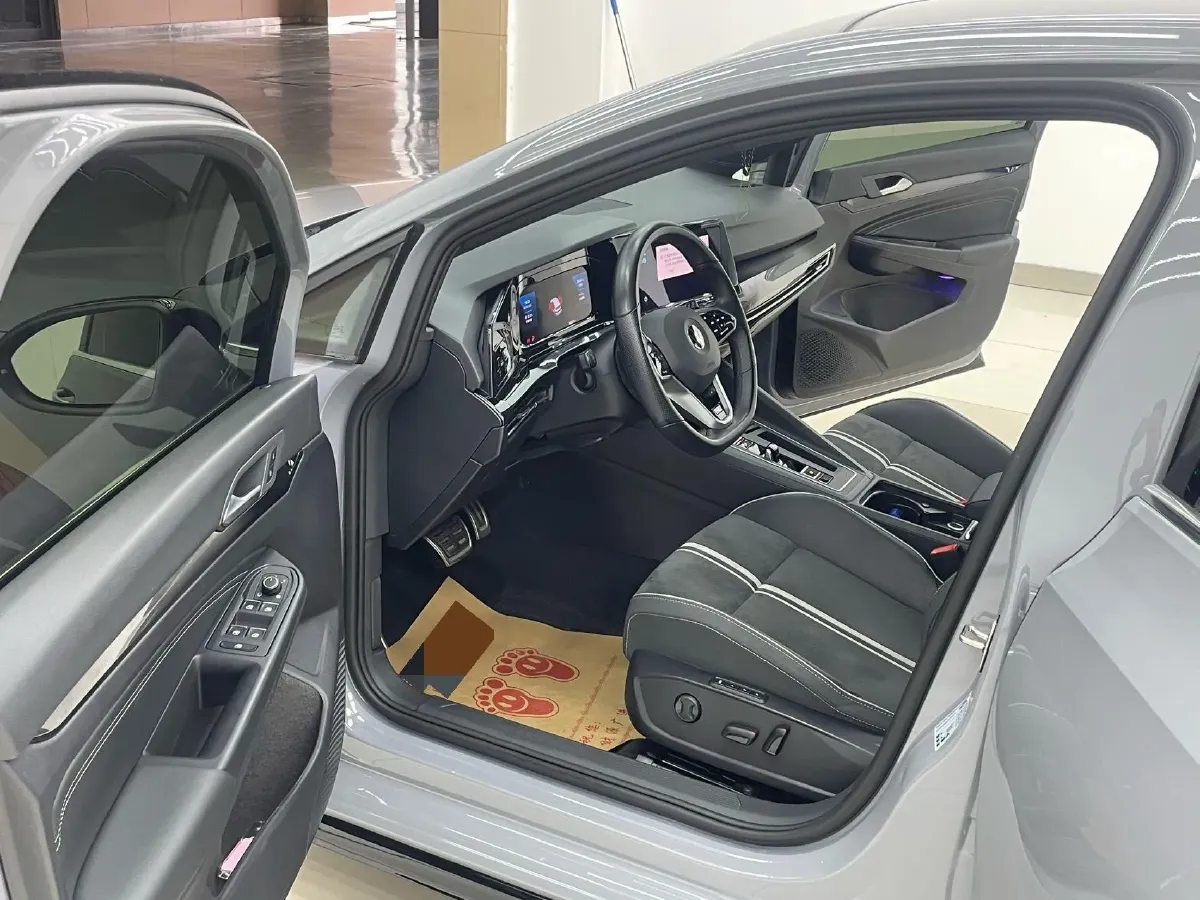 2021 Volkswagen Golf 1.4T 150HP L4 7DCT,autocango,china used car exporter,china ev exporter,chinese used car exporter,chinese used ev exporter