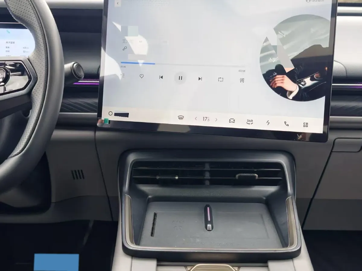 2024 LYNK&CO 01 2.0T 254HP L4 8AT,autocango,china used car exporter,china ev exporter,chinese used car exporter,chinese used ev exporter