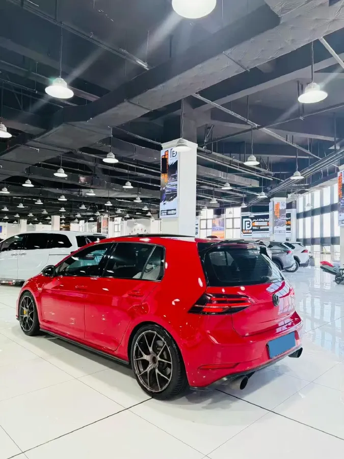 2018 Volkswagen GolfGTI 2.0T 220HP L4 7DCT,autocango,china used car exporter,china ev exporter,chinese used car exporter,chinese used ev exporter