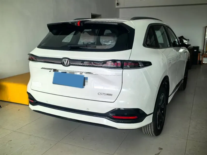 2025 ChangAn CS75 Plus 1.5T 188HP L4 8AT,autocango,china used car exporter,china ev exporter,chinese used car exporter,chinese used ev exporter