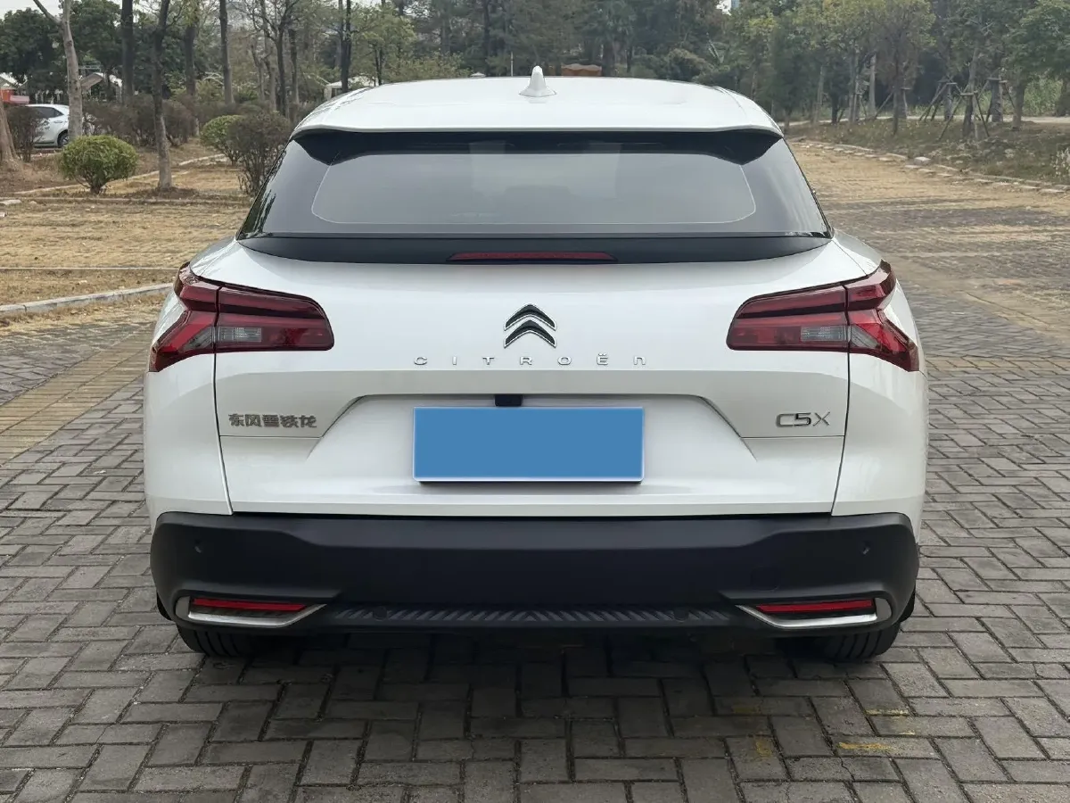 2022 Citroen C5 X 1.6T 175HP L4 8AT,autocango,china used car exporter,china ev exporter,chinese used car exporter,chinese used ev exporter