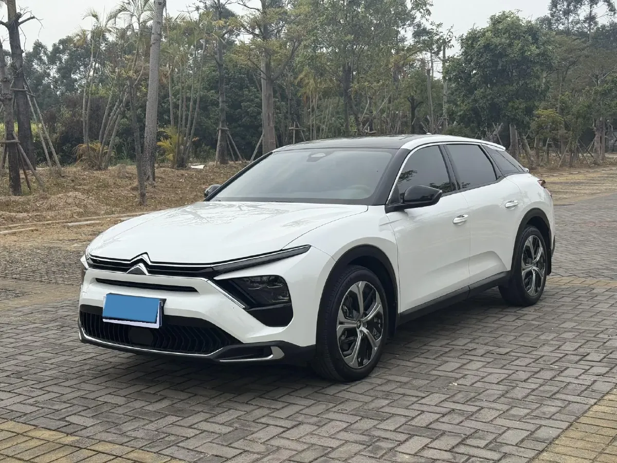 2022 Citroen C5 X 1.6T 175HP L4 8AT,autocango,china used car exporter,china ev exporter,chinese used car exporter,chinese used ev exporter