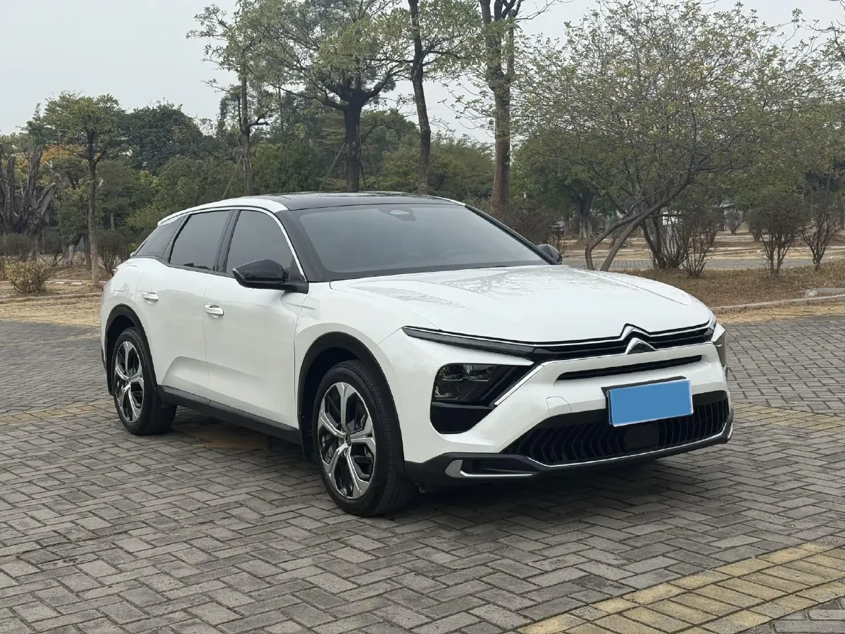 2022 Citroen C5 X 1.6T 175HP L4 8AT,autocango,china used car exporter,china ev exporter,chinese used car exporter,chinese used ev exporter