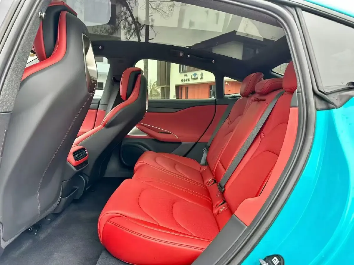 2024 MI SU7 BEV 73.6KWH,autocango,china used car exporter,china ev exporter,chinese used car exporter,chinese used ev exporter