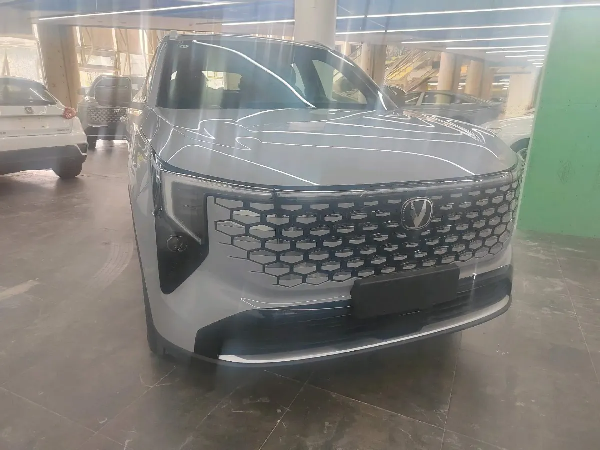 2026 ChangAn CS55 Plus 1.5T 192HP L4 7DCT,autocango,china used car exporter,china ev exporter,chinese used car exporter,chinese used ev exporter