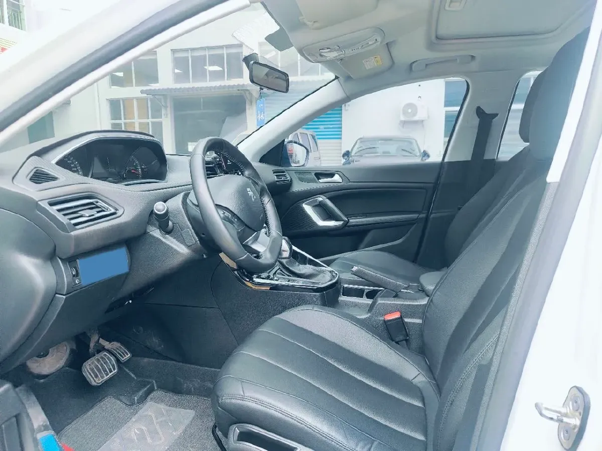 2018 Peugeot 308 1.6L 117HP L4 6AT,autocango,china used car exporter,china ev exporter,chinese used car exporter,chinese used ev exporter