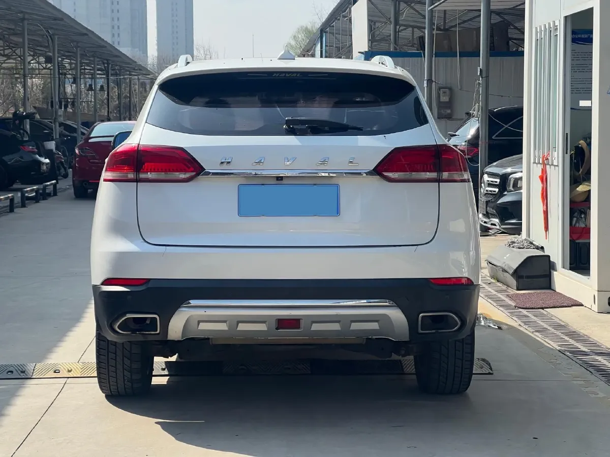 2017 Haval H6 2.0T 197HP L4 7DCT,autocango,china used car exporter,china ev exporter,chinese used car exporter,chinese used ev exporter