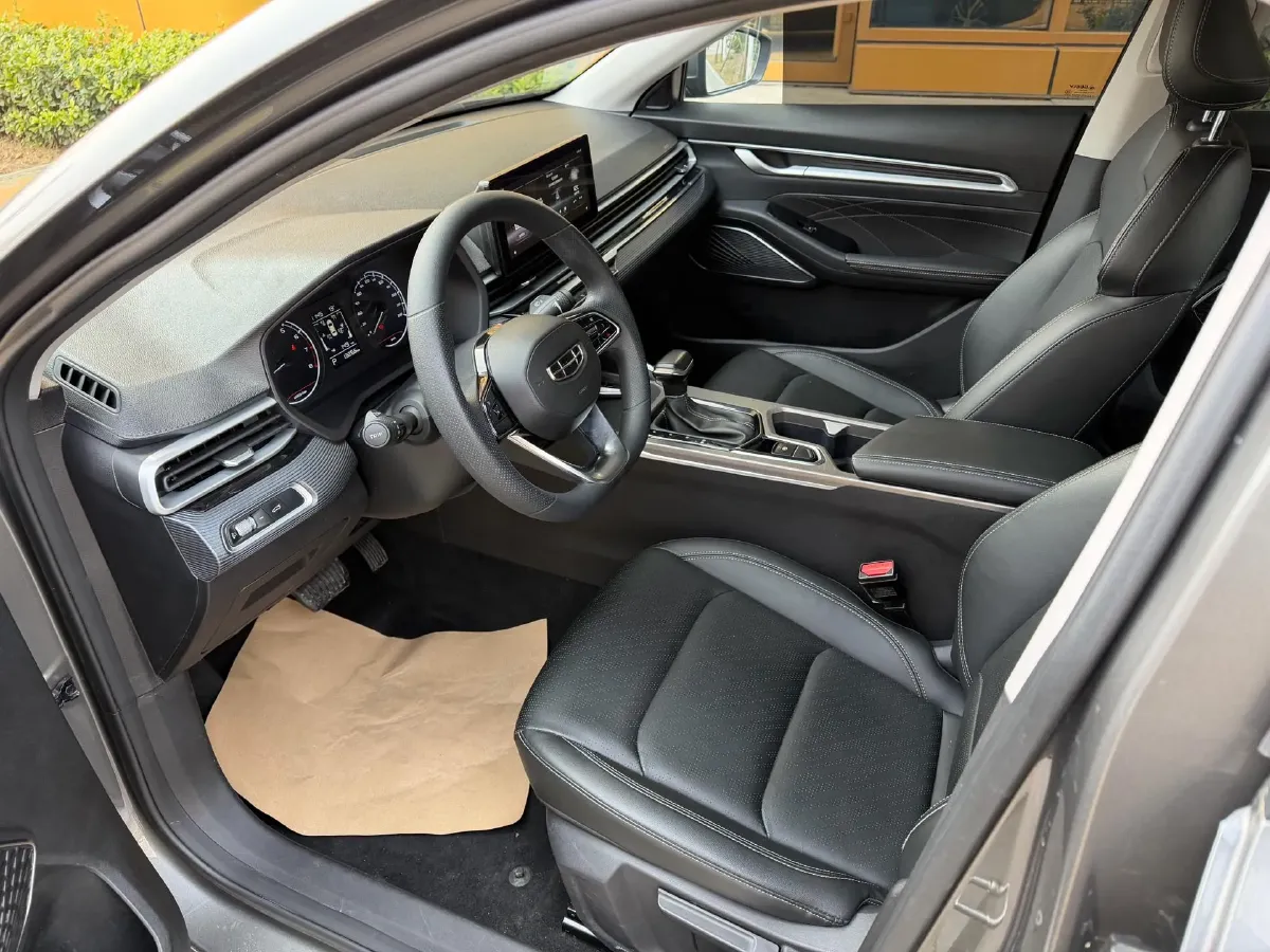 2022 Geely Emgrand 1.5L 114HP L4 CVT,autocango,china used car exporter,china ev exporter,chinese used car exporter,chinese used ev exporter