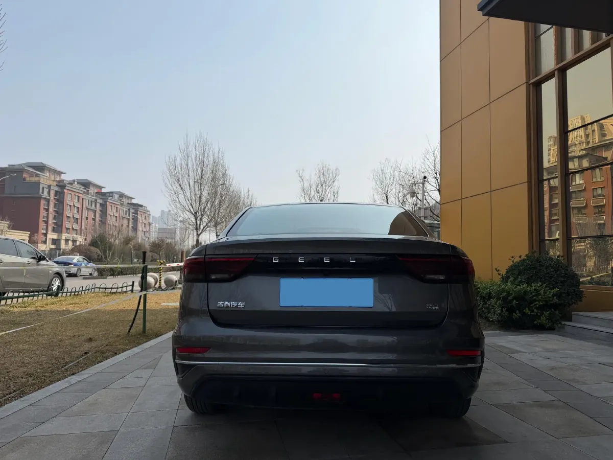 2022 Geely Emgrand 1.5L 114HP L4 CVT,autocango,china used car exporter,china ev exporter,chinese used car exporter,chinese used ev exporter