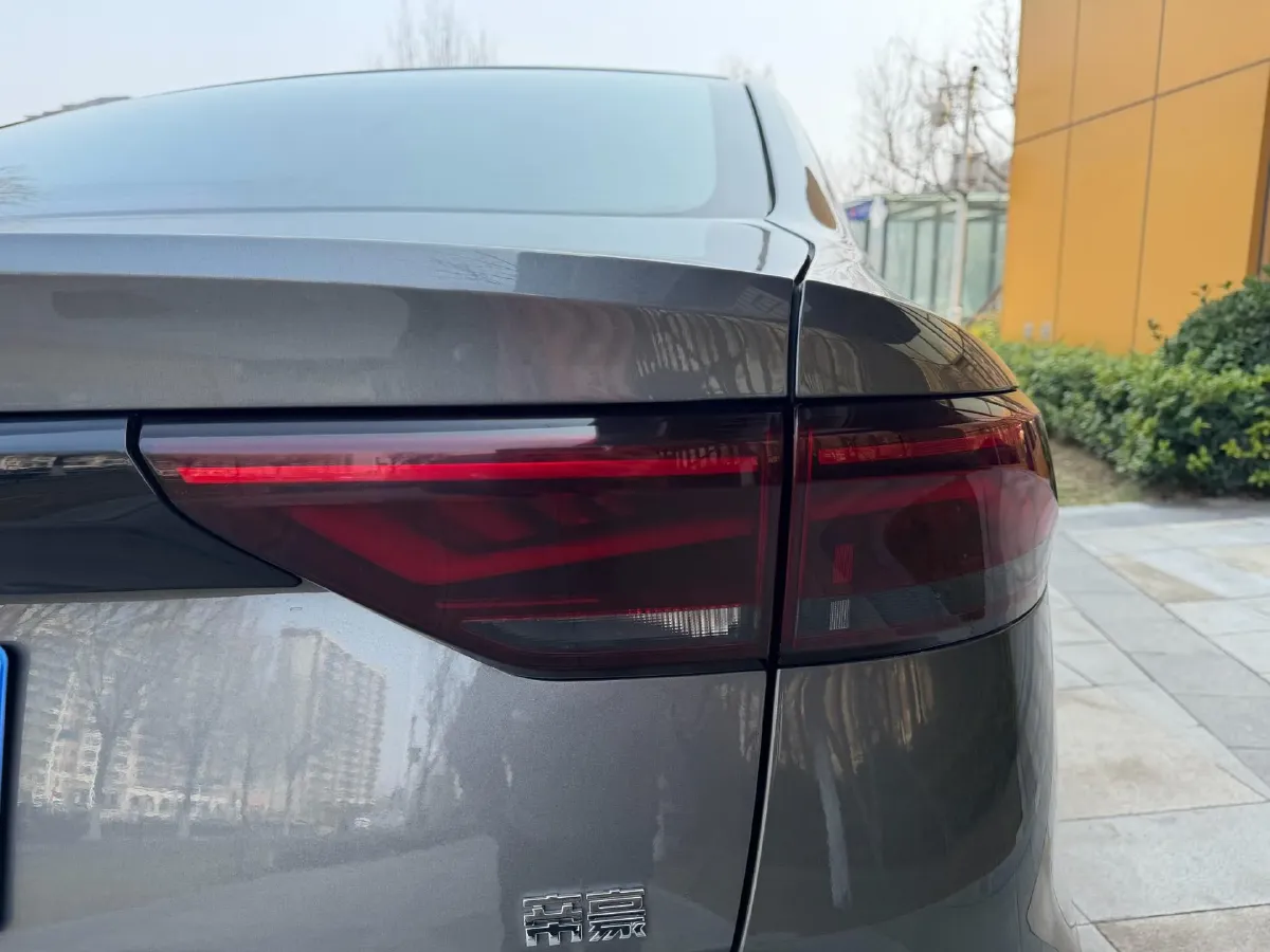 2022 Geely Emgrand 1.5L 114HP L4 CVT,autocango,china used car exporter,china ev exporter,chinese used car exporter,chinese used ev exporter