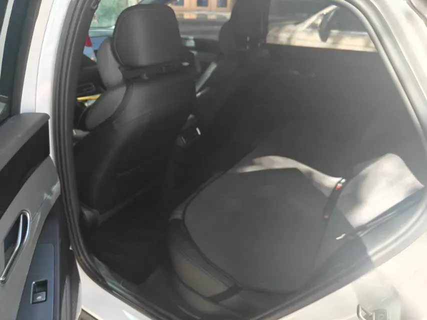 2025 BYD QinL BEV,autocango,china used car exporter,china ev exporter,chinese used car exporter,chinese used ev exporter