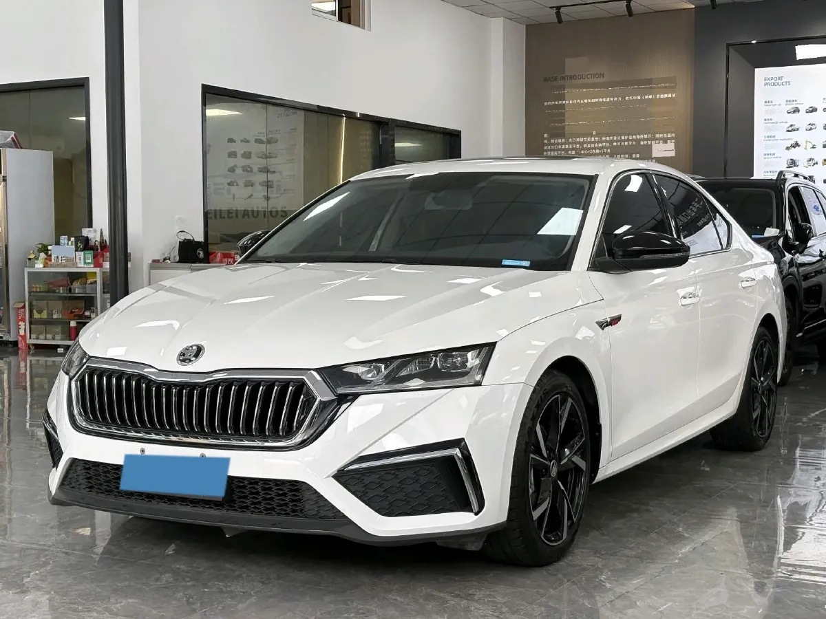 2021 Skoda Octavia 1.4T 150HP L4 7DCT,autocango,china used car exporter,china ev exporter,chinese used car exporter,chinese used ev exporter