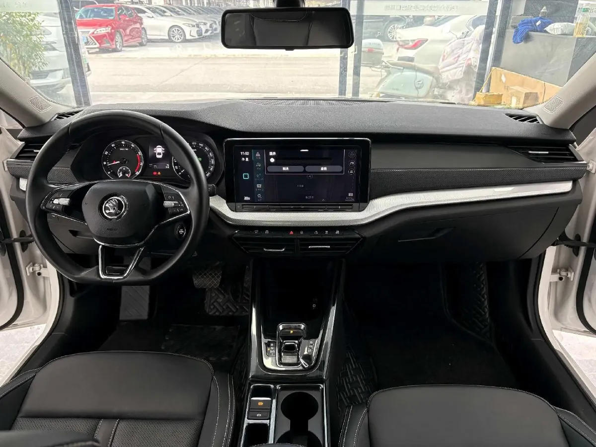 2021 Skoda Octavia 1.4T 150HP L4 7DCT,autocango,china used car exporter,china ev exporter,chinese used car exporter,chinese used ev exporter