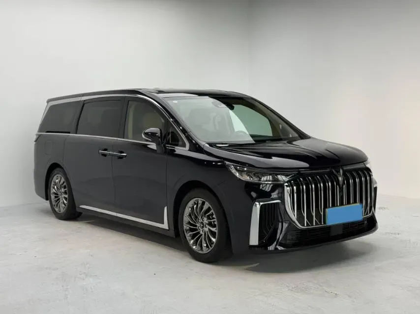 2022 Voyah Dream 1.5T 136HP L4 PHEV 25.57KWH,autocango,china used car exporter,china ev exporter,chinese used car exporter,chinese used ev exporter