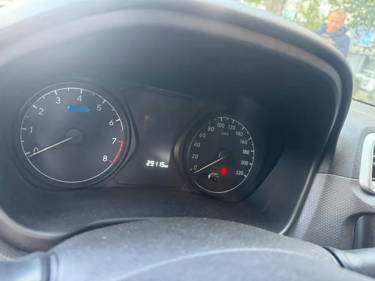 2020 Hyundai Reina 1.4L 95HP L4 5MT,autocango,china used car exporter,china ev exporter,chinese used car exporter,chinese used ev exporter