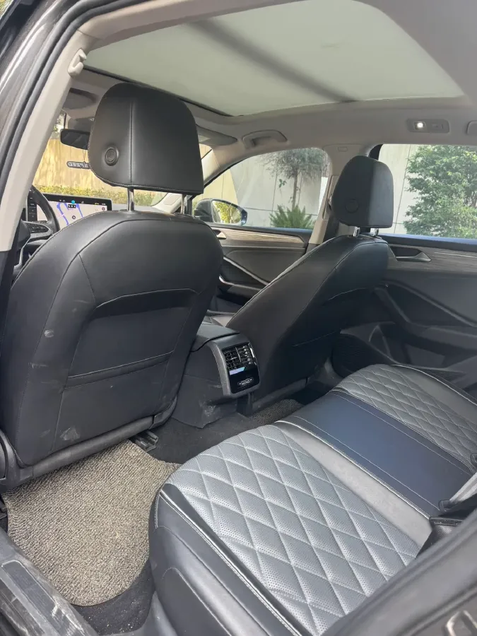 2023 Volkswagen Sagitar 1.2T 116HP L4 7DCT,autocango,china used car exporter,china ev exporter,chinese used car exporter,chinese used ev exporter