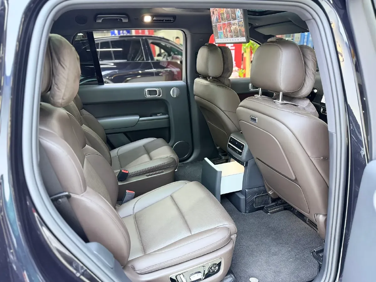 2022 Li L9 Range Extended 154HP REEV 42.6KWH,autocango,china used car exporter,china ev exporter,chinese used car exporter,chinese used ev exporter