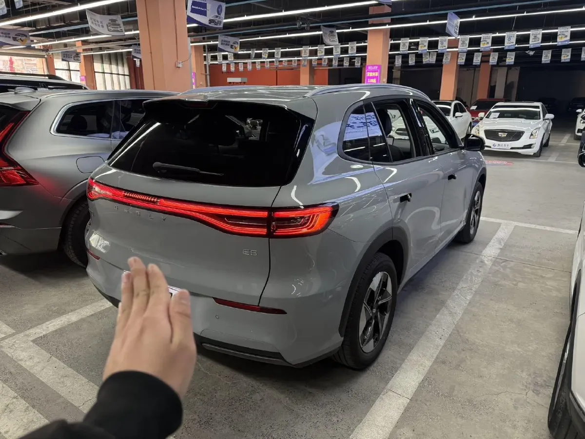 2024 LanDian E5 1.5L 110HP L4 E-CVT PHEV 17.52KWH,autocango,china used car exporter,china ev exporter,chinese used car exporter,chinese used ev exporter