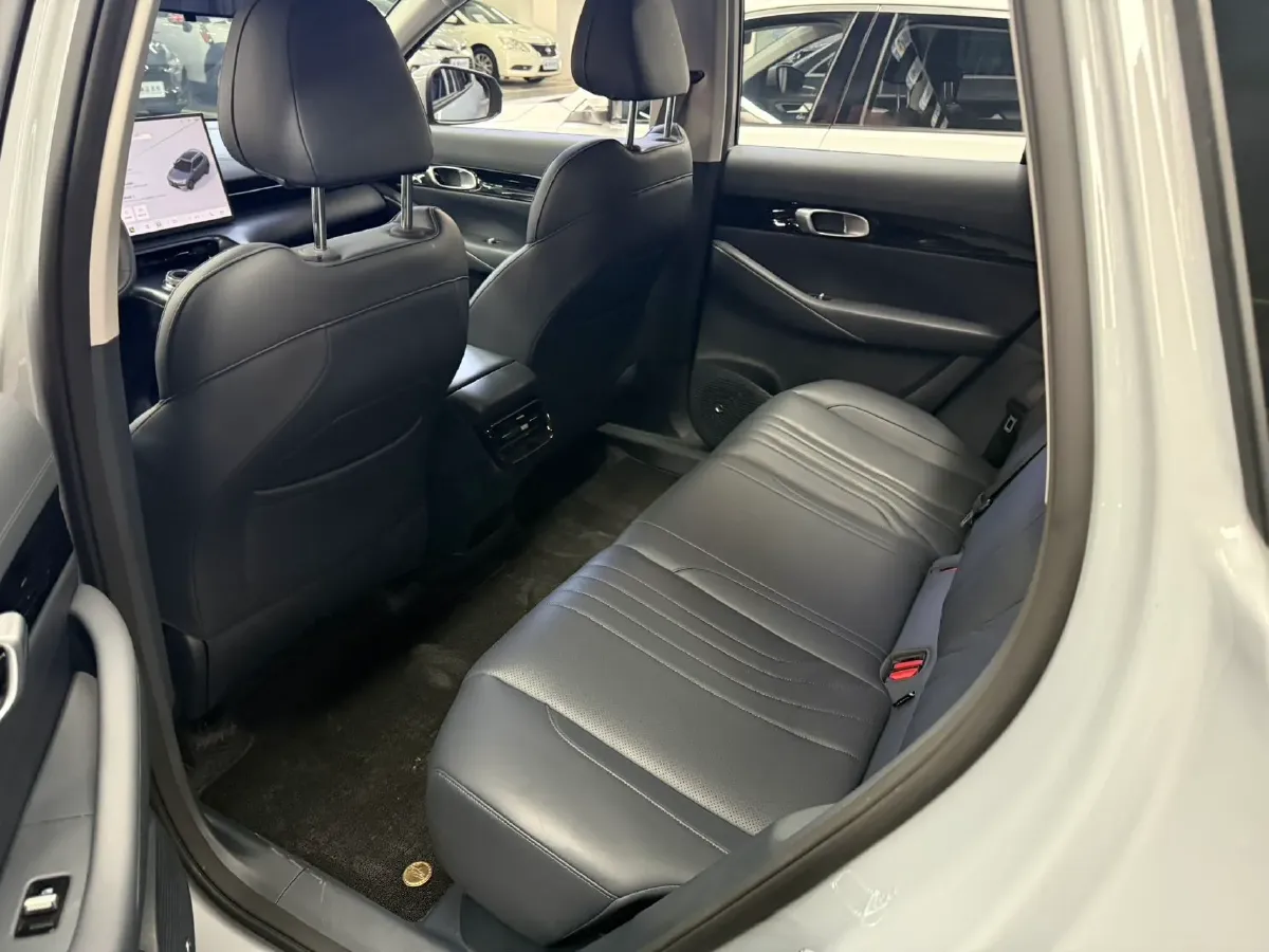 2024 LanDian E5 1.5L 110HP L4 E-CVT PHEV 17.52KWH,autocango,china used car exporter,china ev exporter,chinese used car exporter,chinese used ev exporter